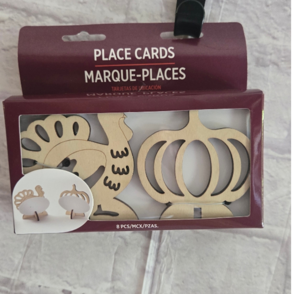 Thanksgiving 8 Piece Wooden Card Holder Place Setting - Picture 4 of 5